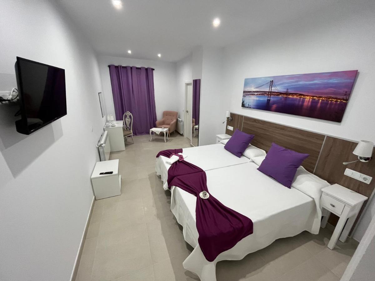 Herrera del Duque Casa Rural "Laplaza23" מראה חיצוני תמונה