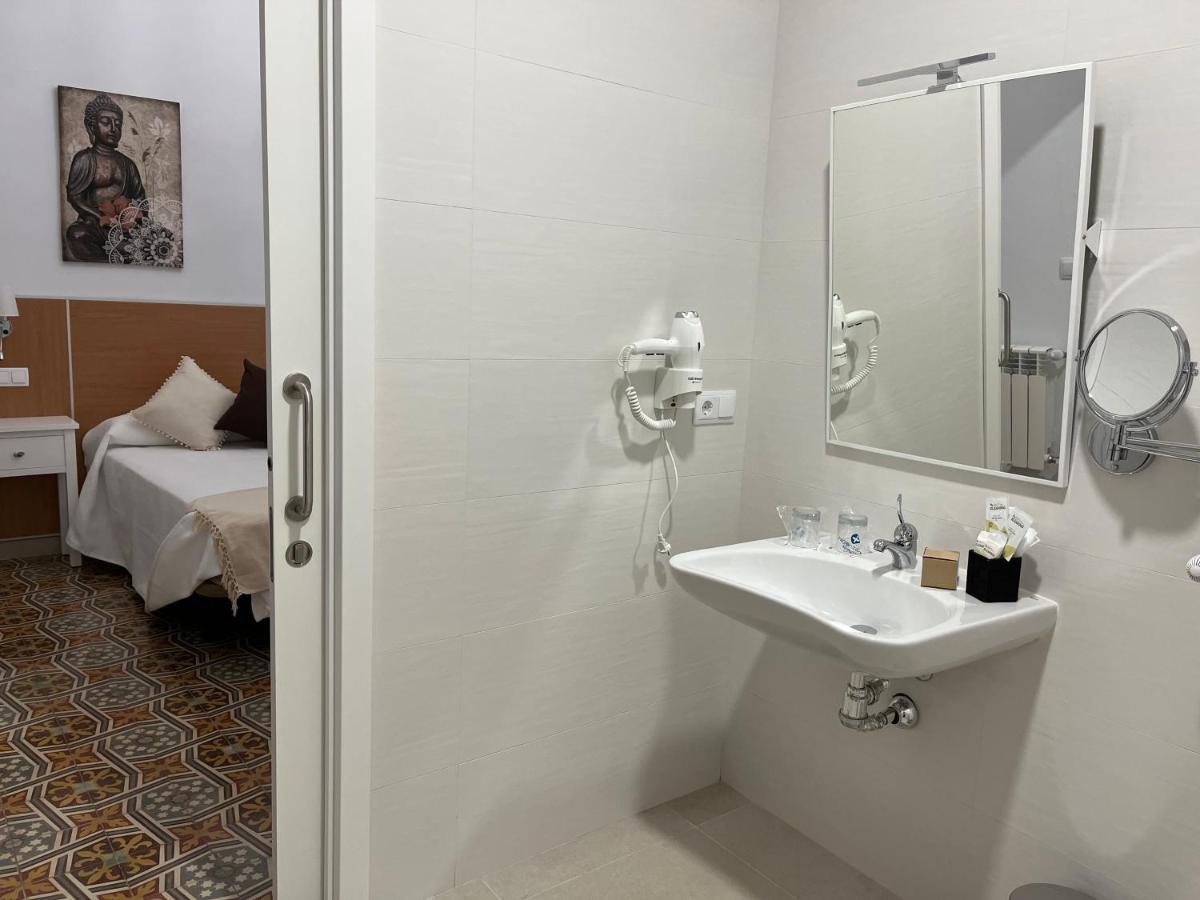 Herrera del Duque Casa Rural "Laplaza23" מראה חיצוני תמונה